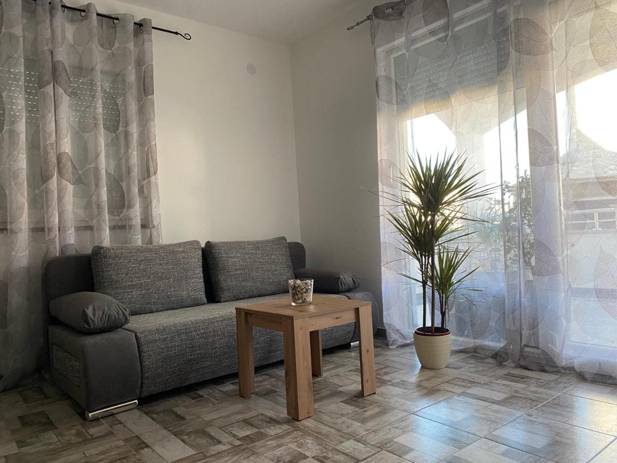 Apartment Tina روغوزنيكا المظهر الخارجي الصورة